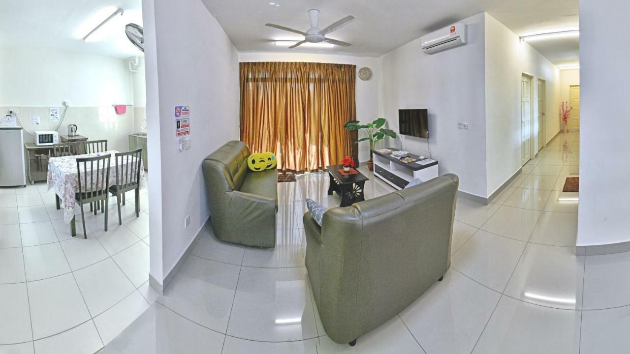 Hits Homestay Bayan Lepas Exterior foto